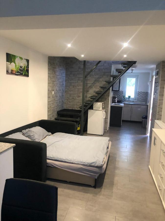 Heni Apartment Bük Exteriör bild
