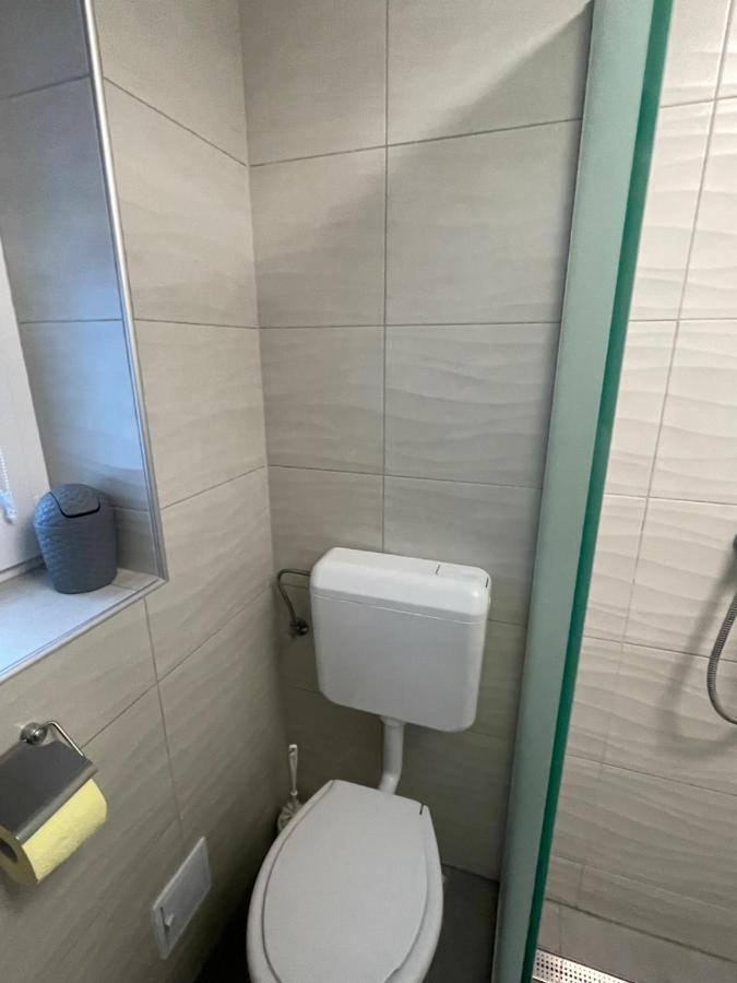 Heni Apartment Bük Exteriör bild