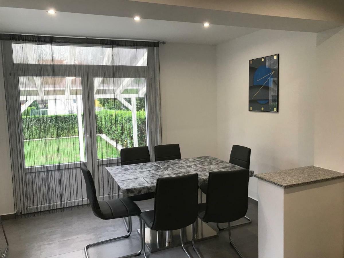 Heni Apartment Bük Exteriör bild