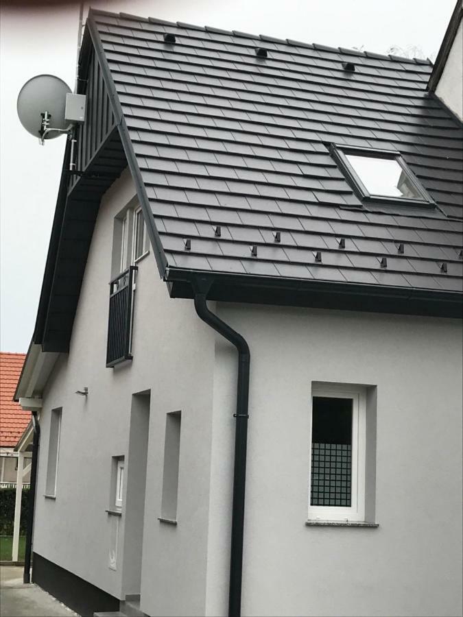 Heni Apartment Bük Exteriör bild